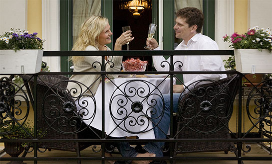 Inviter din kjære på en romantisk middag på balkongen <3
